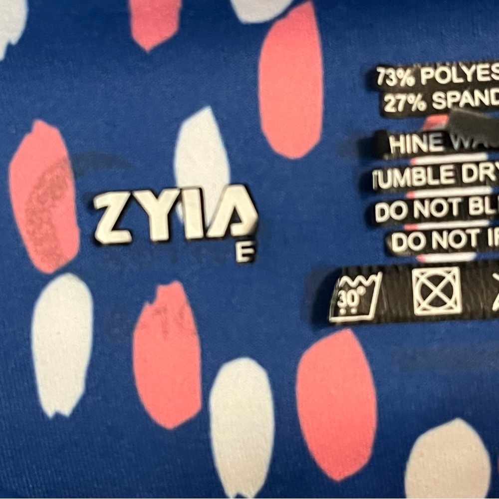 ZYIA Active Wear Leggings - Picture 4 of 5